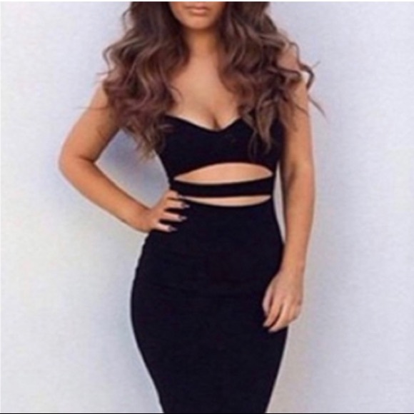 piao liang fu shi Dresses & Skirts - Piano Liang Fu shi midriff cutout dress